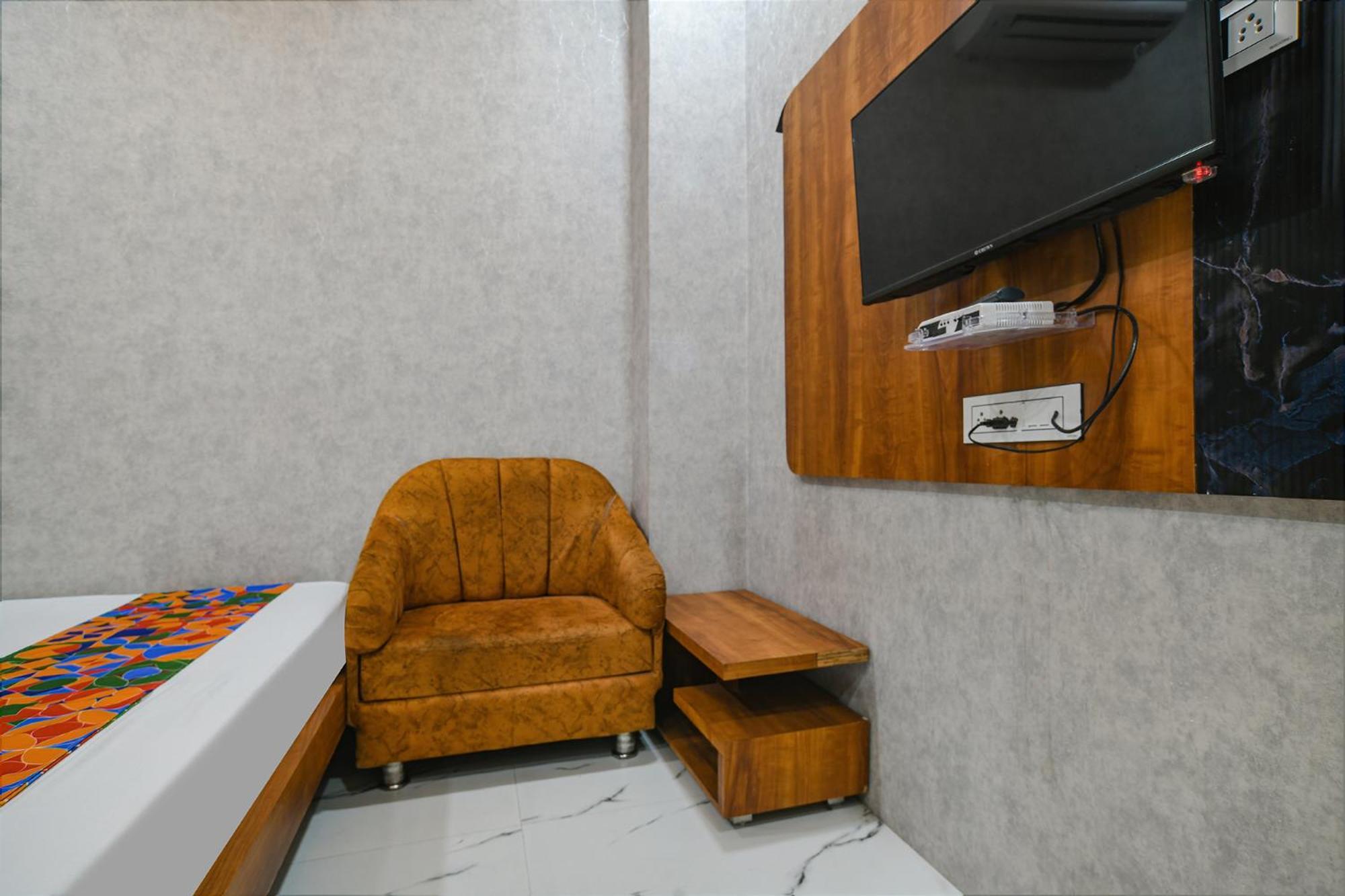 Fabexpress Orbit Otel Ujjain Dış mekan fotoğraf