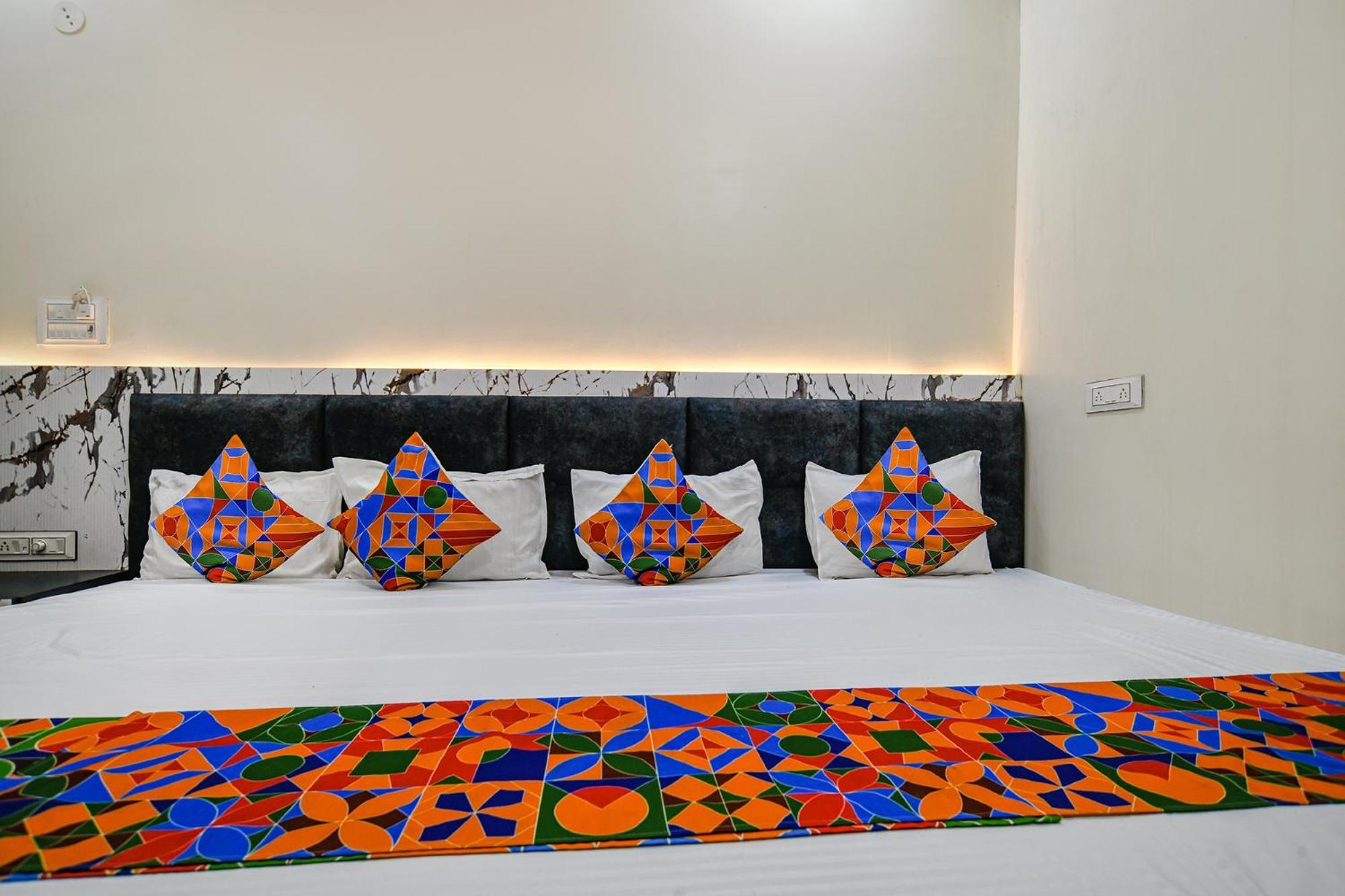 Fabexpress Orbit Otel Ujjain Dış mekan fotoğraf